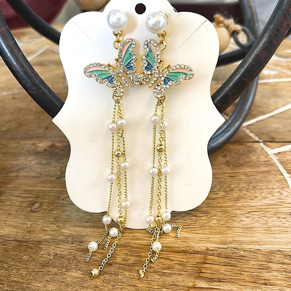 Gorgeous butterfly earrings